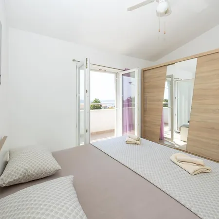 Holiday home Casa Felice Apartments-holiday Kastela