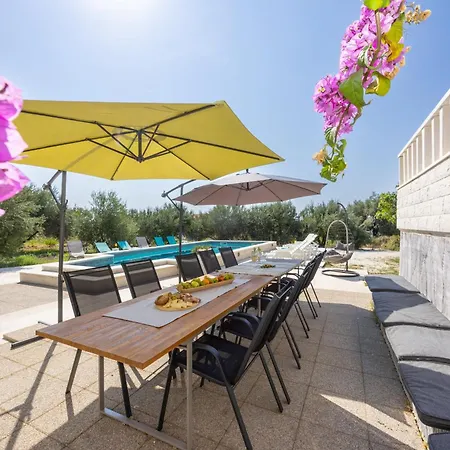Holiday home Casa Felice Apartments-holiday Kastela